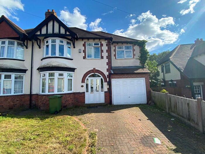 5 Bedroom Semi-Detached House To Rent In Adshead Road, Dudley, DY2