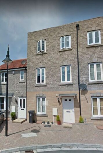 4 Bedroom Terraced House To Rent In Worle Moor Road, Weston-Super-Mare, BS24