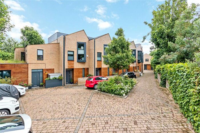 4 Bedroom Terraced House To Rent In Avonley Road, London, SE14