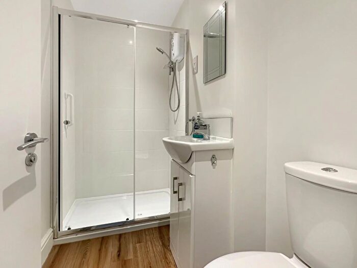 4 Bedroom Detached House For Sale In Coldhams Lane, Cambridge, CB1