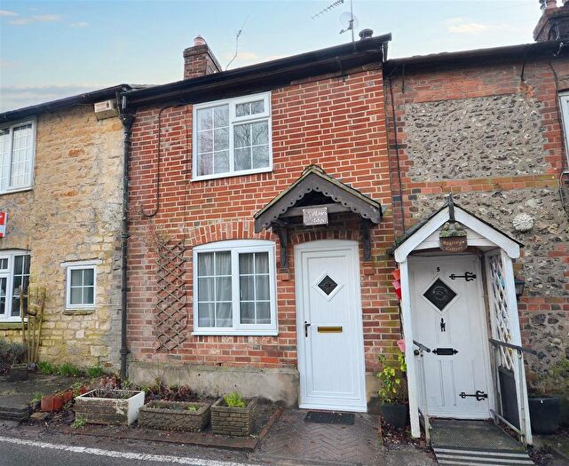 1 Bedroom Cottage For Sale In Lanchards, Shillingstone, Blandford Forum, DT11