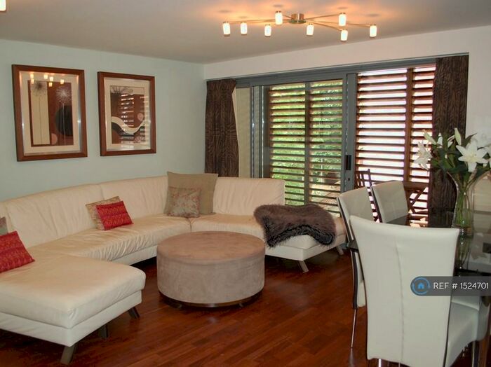 3 Bedroom Flat To Rent In Off Dee Lane, Chester, CH3