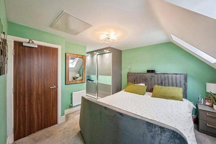 4 Bedroom Semi-Detached House For Sale In Pearwood Close, Goldthorpe, Rotherham, S63
