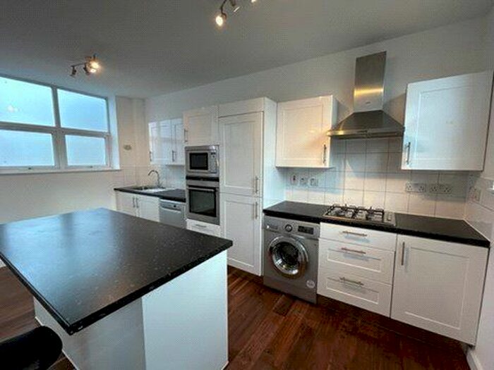 1 Bedroom Flat To Rent In Norfolk Avenue, London, N15
