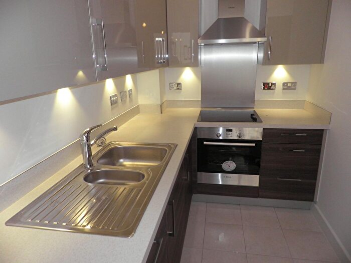 1 Bedroom Flat To Rent In Victoria Bridge Road, Bath Riverside, Bath, BA2