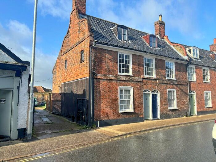 3 Bedroom Cottage To Rent In Hungate, Beccles, Suffolk, NR34