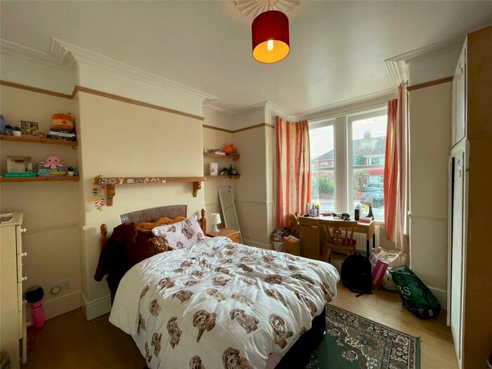 1 Bedroom Terraced House To Rent In Pinhoe Road, Exeter, Devon, EX4