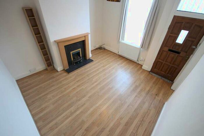 3 Bedroom Terraced House To Rent In 40 Aviary Row, Armley, Leeds LS12