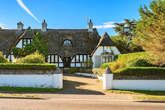 3 Bedroom Cottage For Sale In Ovaltine Cottage, Bedmond Road, Abbots Langley, WD5