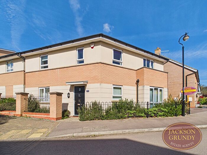 4 Bedroom Detached House For Sale In Einstein Crescent, Timken, NN5