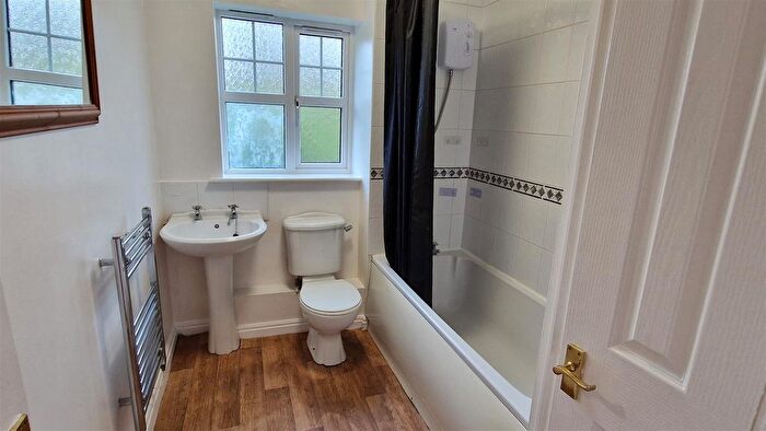 2 Bedroom Flat To Rent In Chirton Dene Quays, Royal Quays, North Shields, NE29