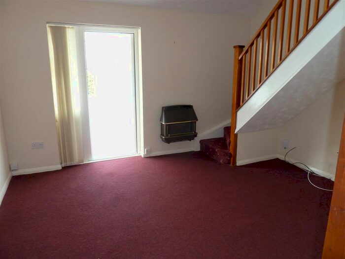 1 Bedroom Semi-Detached House To Rent In Orion Way, Grimsby, DN34