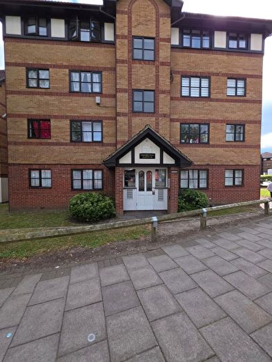 2 Bedroom Flat For Sale In Creighton Road, London, N17