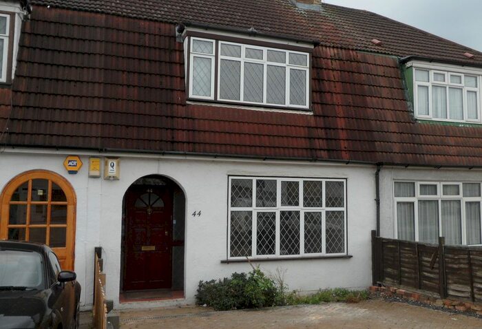 3 Bedroom Terraced House To Rent In Broadlands Avenue, Enfield, EN3