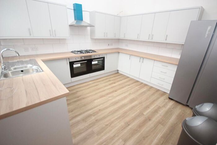 8 Bedroom Terraced House To Rent In Langdale Road, L15