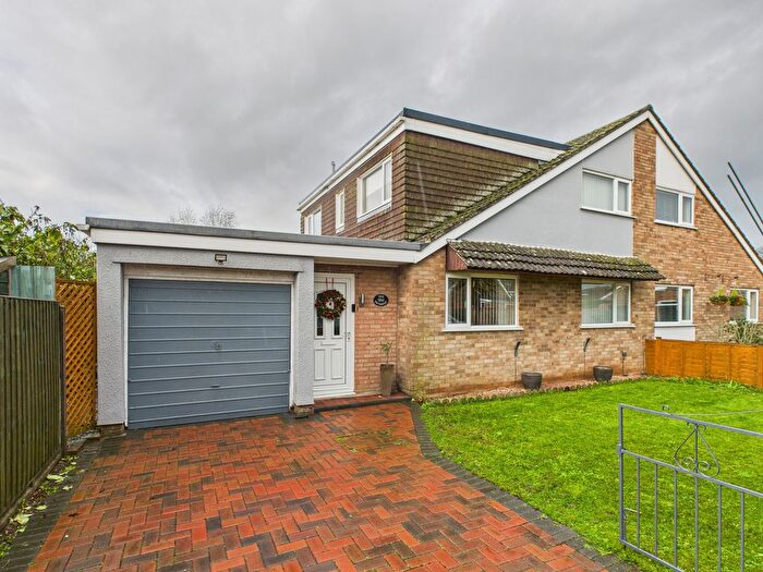 4 Bedroom Semi Detached House For Sale In Southview Road, Bridgwater, TA7