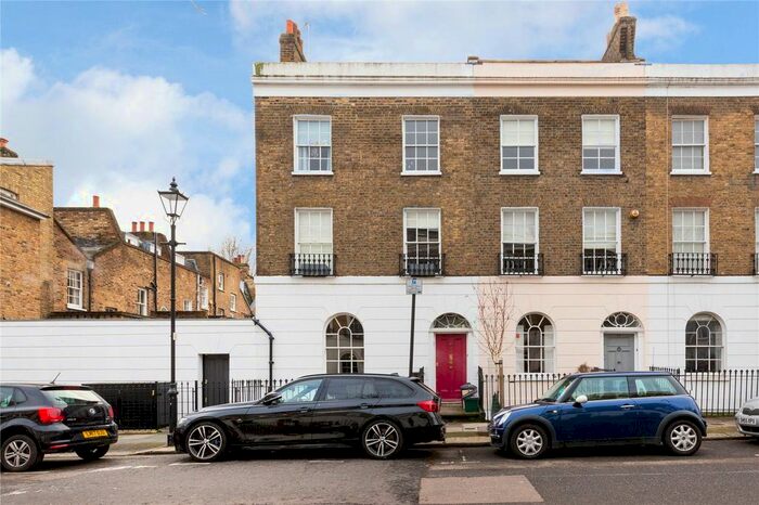 4 Bedroom Semi-Detached House To Rent In Gerrard Road, Angel, Islington, London, N1