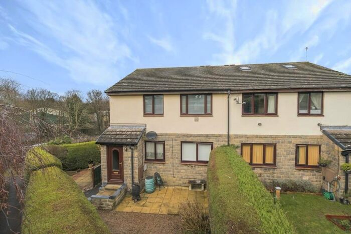 2 Bedroom Flat To Rent In Oakdale Glen, Harrogate, HG1