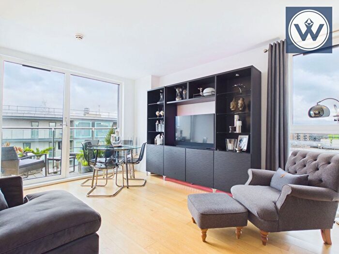 2 Bedroom Flat For Sale In Navigation Building, Station Approach, Hayes, UB3