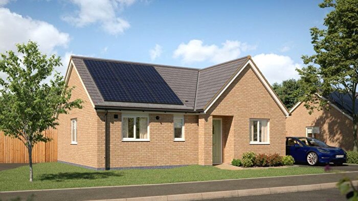 2 Bedroom Bungalow For Sale In Oakleigh Heath, Hallow, Worcester, WR2