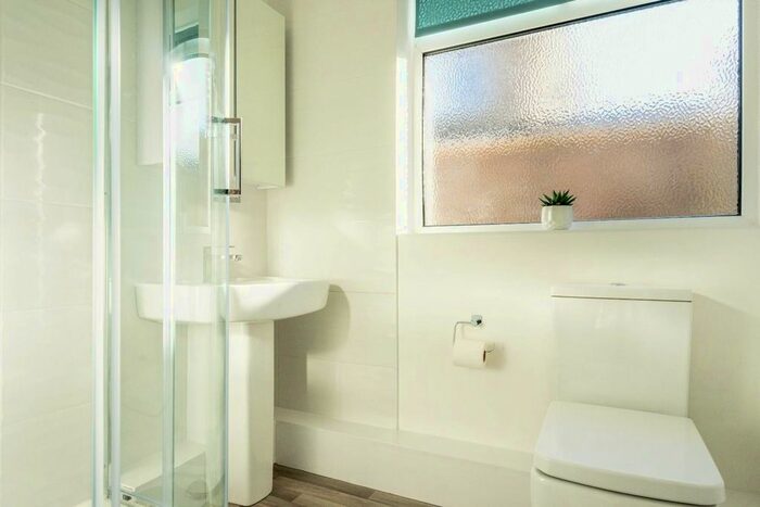 2 Bedroom Detached Bungalow For Sale In Deerstone Way, Dunnington, York, YO19