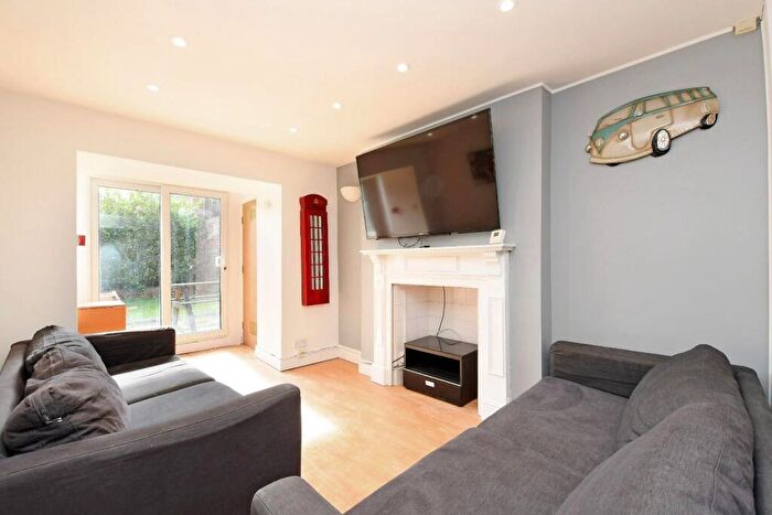 9 Bedroom House To Rent In Bower Road Crookesmoor Sheffield, S10