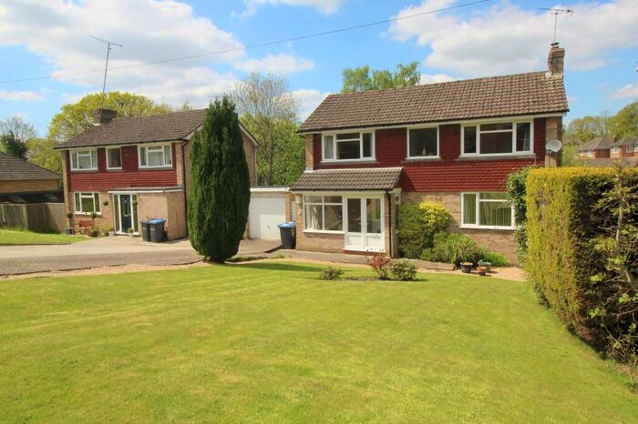 4 Bedroom House To Rent In Milton Crescent, East Grinstead, West Sussex., RH19