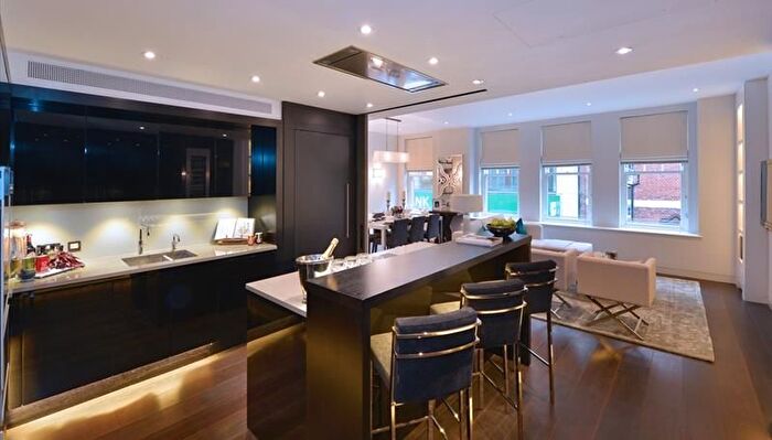 2 Bedroom Property To Rent In Duke Street, London, W1K