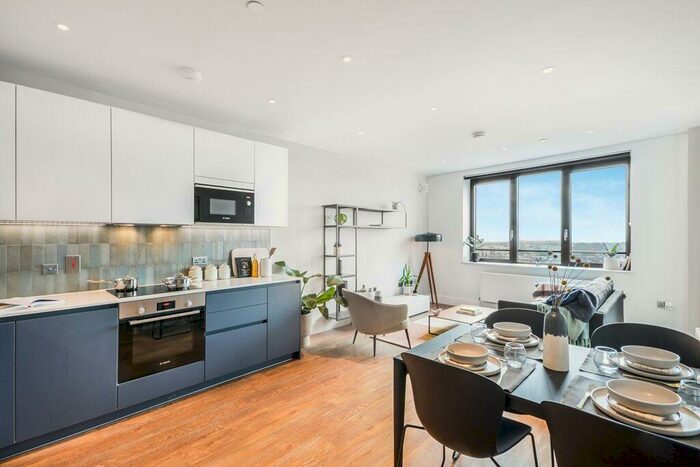 2 Bedroom Flat To Rent In Park Lane Wembley, HA9