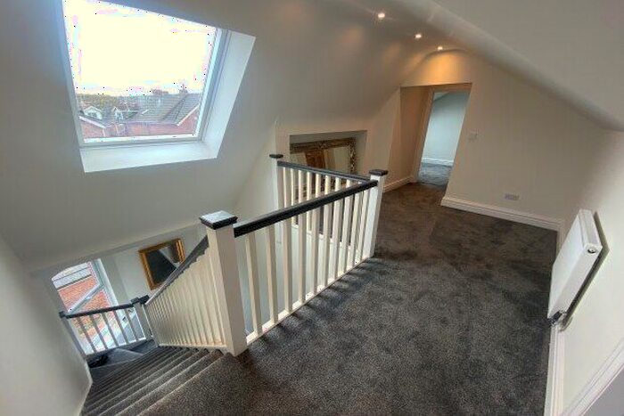 4 Bedroom Flat To Rent In Mostyn Avenue, Wirral, CH48