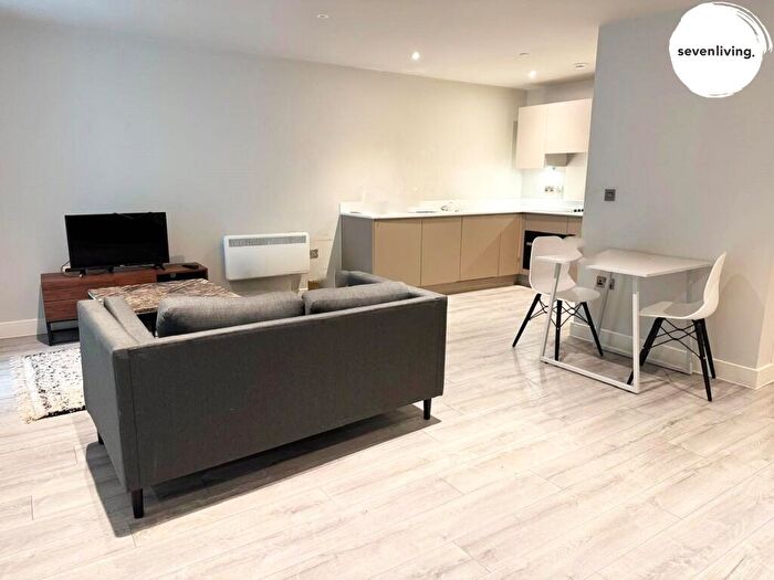 Apartment To Rent In Thames Valley, Wokingham Road, Bracknell, Berkshire, RG42