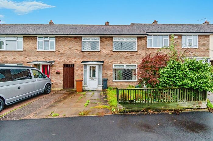 3 Bedroom Terraced House For Sale In Rufford Way, Walsall, West Midlands, WS9