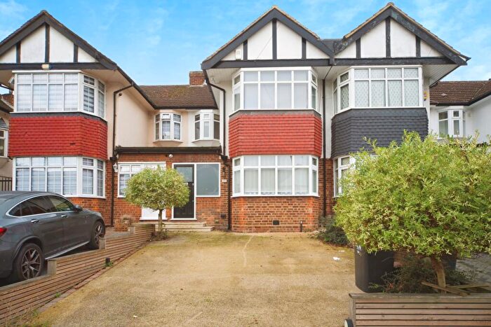 3 Bedroom Property For Sale In Empire Avenue, London, N18
