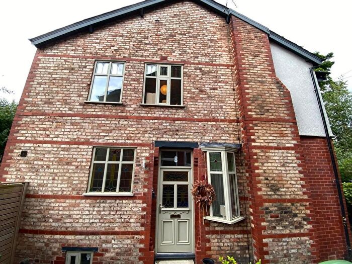 4 Bedroom Property To Rent In Darley Road, Old Trafford, Manchester, M16