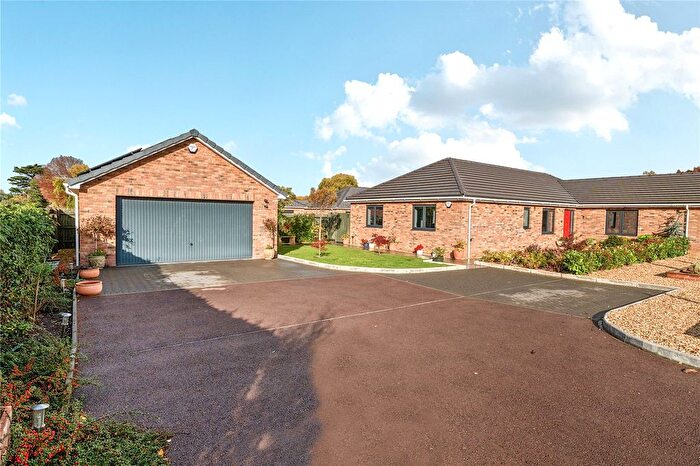 4 Bedroom Bungalow For Sale In Vizard Place, Ash Lane, Down Hatherley, Gloucester, GL2