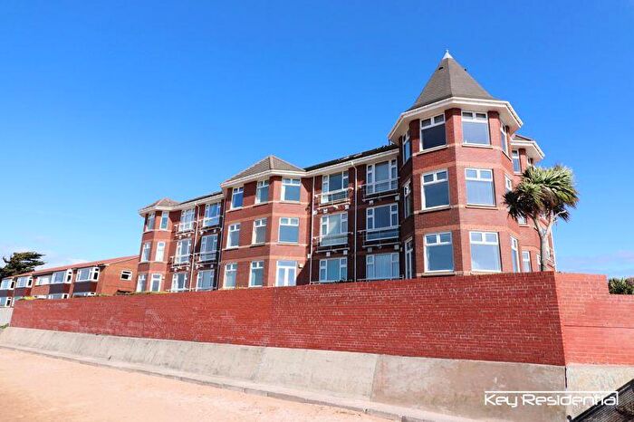3 Bedroom Flat To Rent In Island Court, Riversdale Road, West Kirby, Wirral, CH48