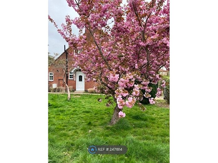 3 Bedroom Semi-Detached House To Rent In Church Lane, Sprowston, Norwich, NR7