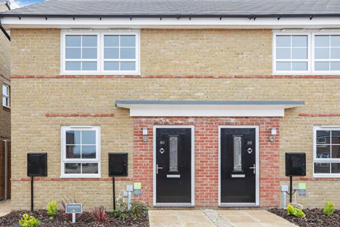 2 Bedroom End Of Terrace House To Rent In Bedroom End Of Terrace House In Sheerness Way, Hampton, PE7