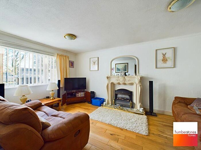 3 Bedroom Terraced House For Sale In Highfield Lane, Quinton, B32