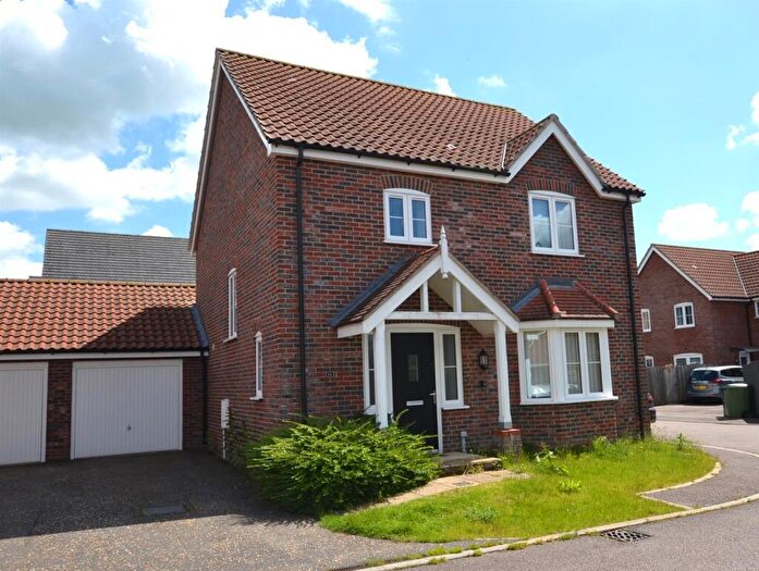 4 Bedroom Link Detached House To Rent In Ashill, Thetford, IP25