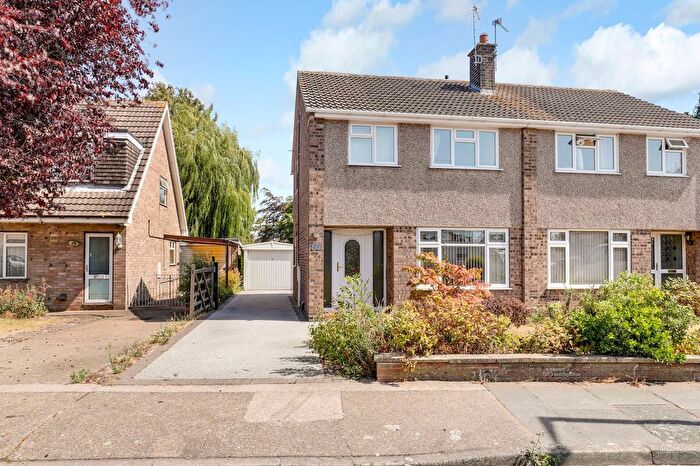 3 Bedroom Semi-Detached House For Sale In Lathkilldale Crescent, Long Eaton, NG10