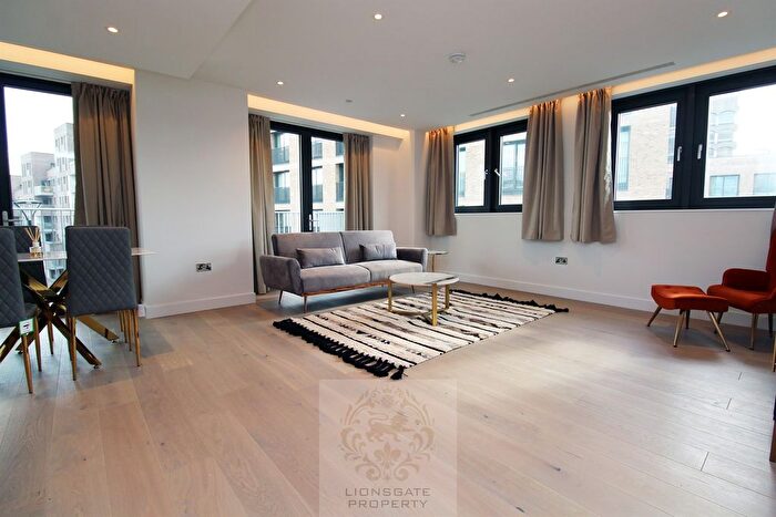 2 Bedroom Flat To Rent In Manuscript Court, WC1X