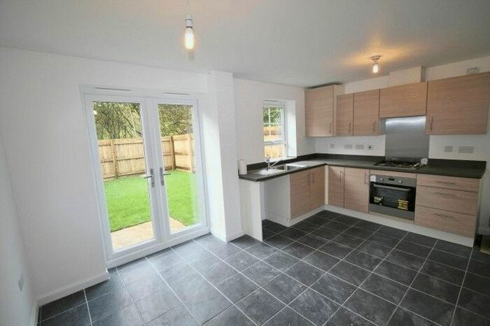 3 Bedroom Semi-Detached House To Rent In Alder Close, Peterborough, PE2