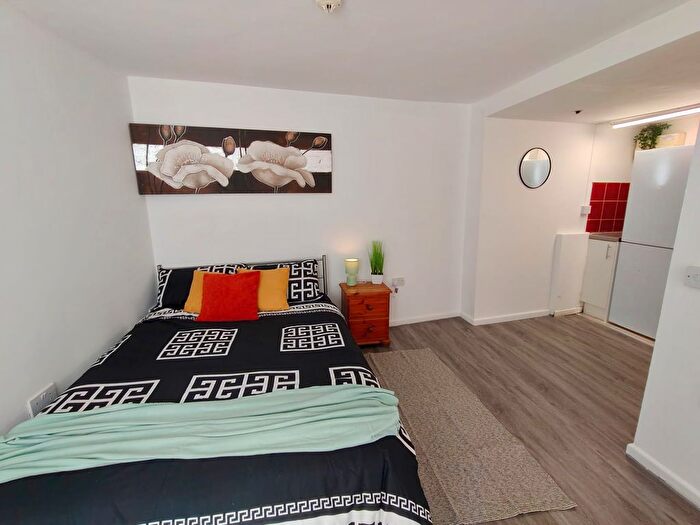 Studio To Rent In New Street, Walsall, WS1