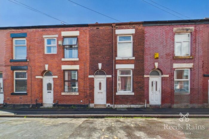 2 Bedroom Terraced House For Sale In Crowther Street, Manchester, Greater Manchester, M18