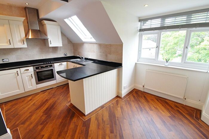 2 Bedroom Flat For Sale In Cornwall Road, Harrogate, HG1