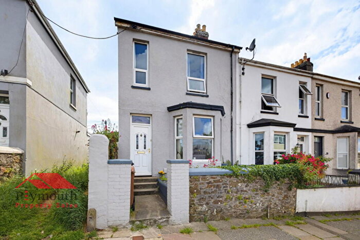 3 Bedroom End Of Terrace House For Sale In Coombe Park Lane, Plymouth, PL5