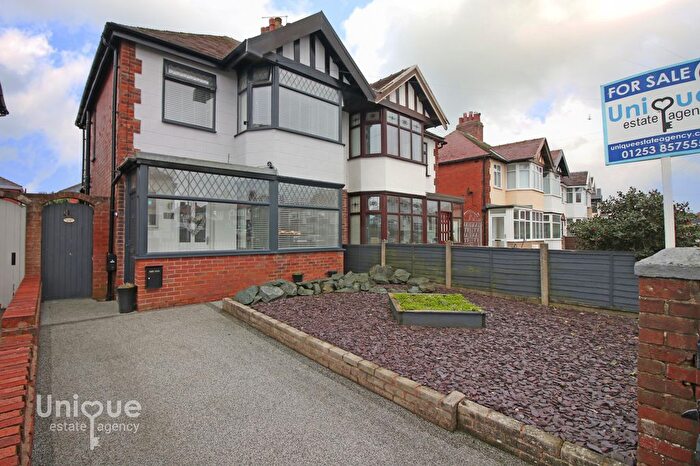 3 Bedroom Semi-Detached House For Sale In Waverley Avenue, Blackpool, FY1