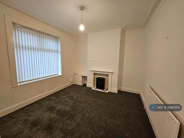 2 Bedroom Terraced House To Rent In Romiley St, Salford, M6