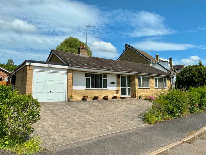 4 Bedroom Detached Bungalow To Rent In Owl End Way, Lower Boddington, Northants, Ya., NN11